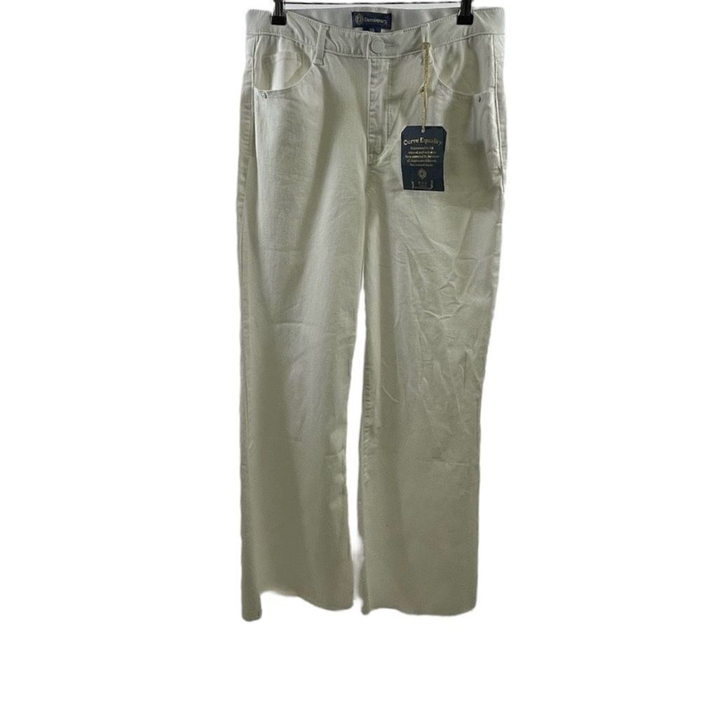 Democracy NWT White Ab Solution White Flare Jeans Size 10